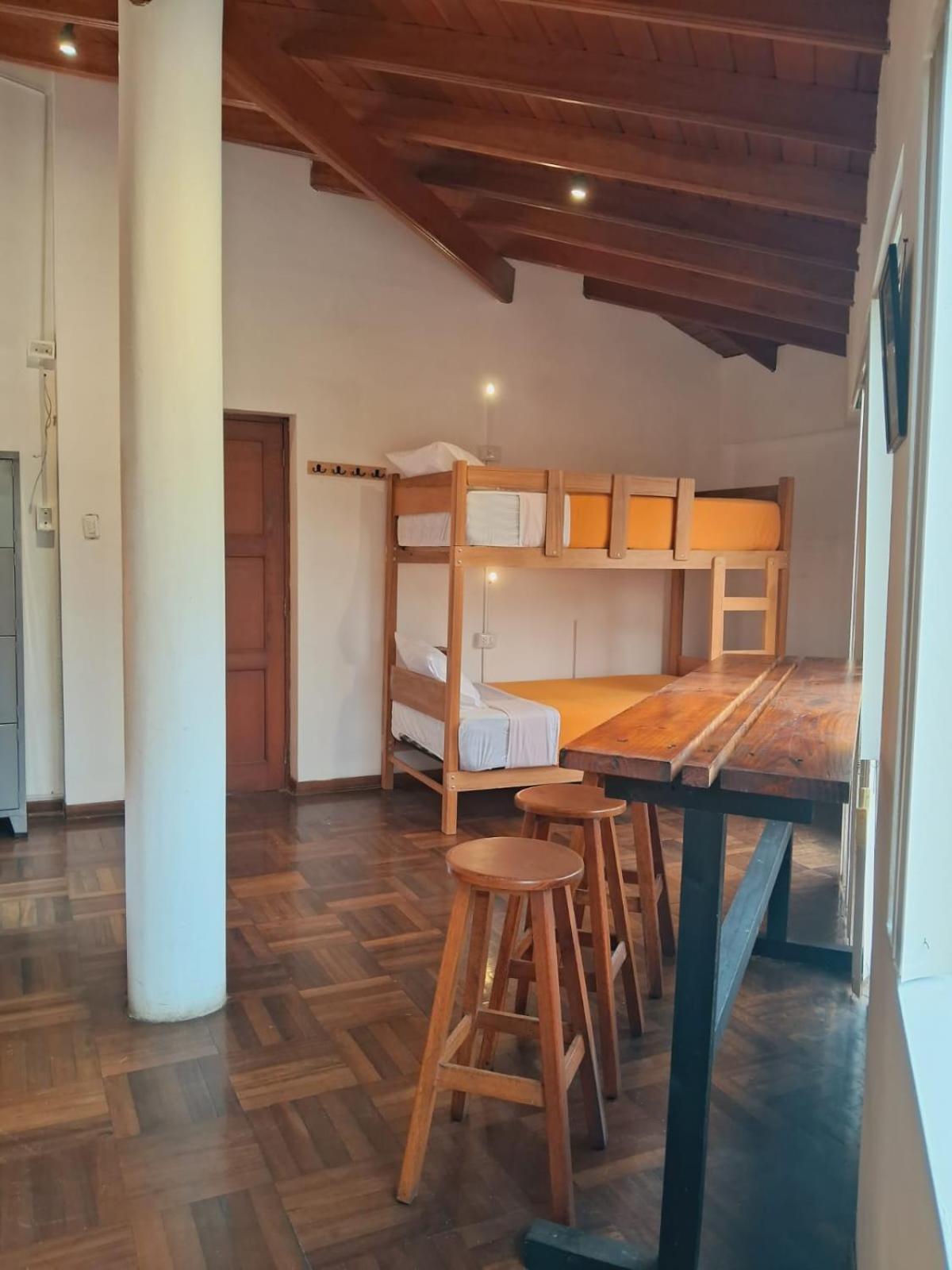 Temazcal Hostel Lima Buitenkant foto