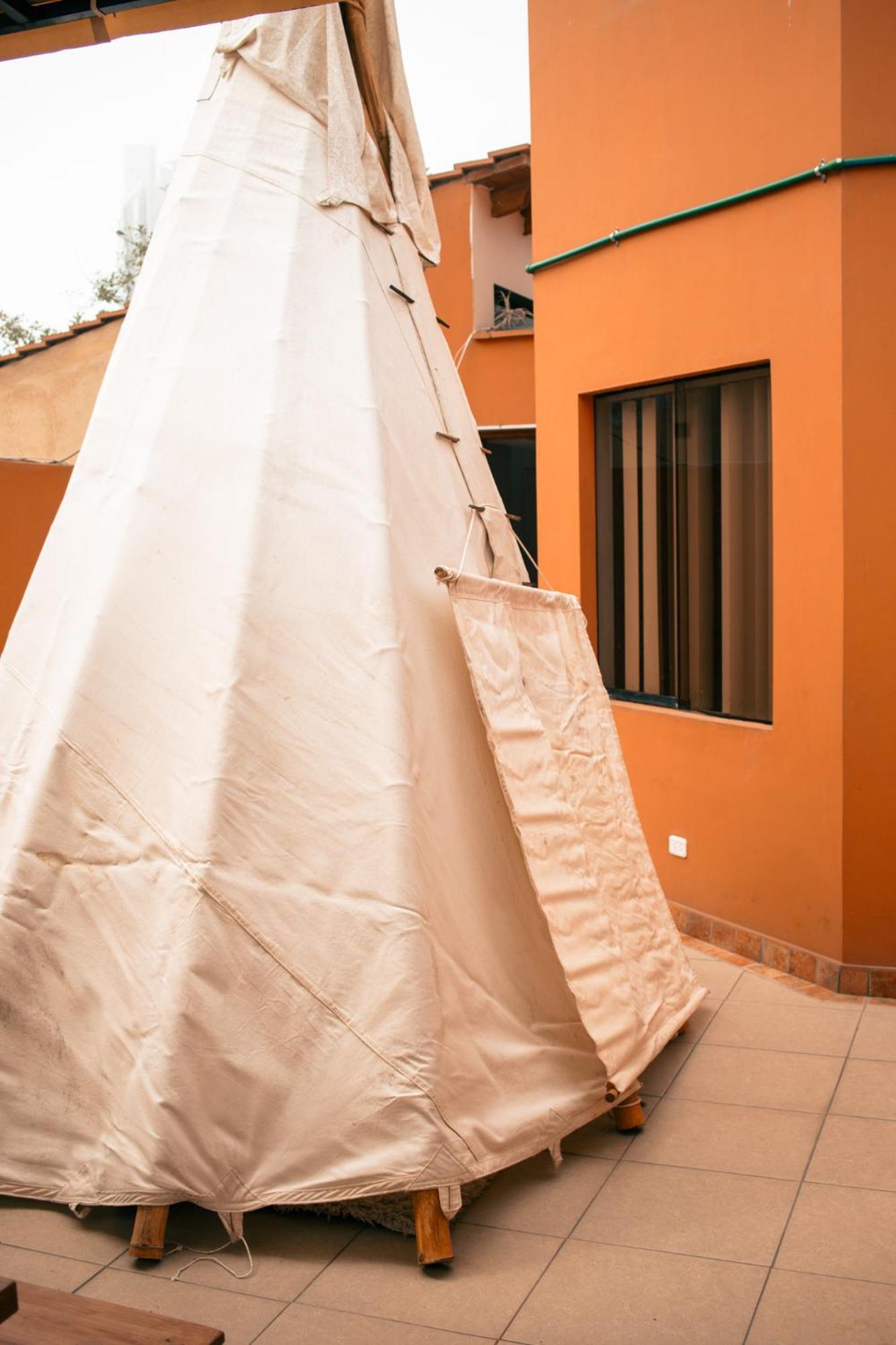 Temazcal Hostel Lima Buitenkant foto