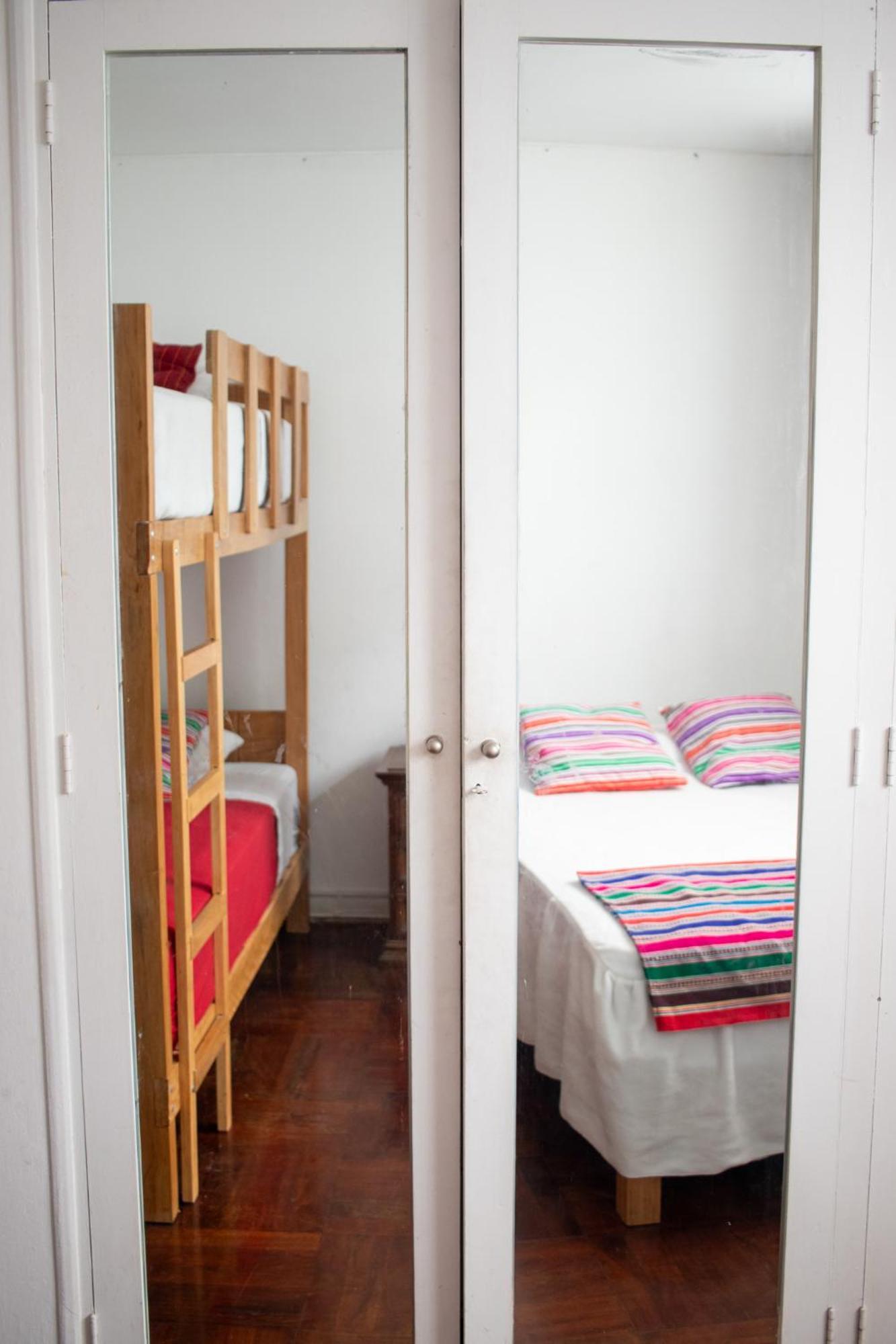 Temazcal Hostel Lima Buitenkant foto