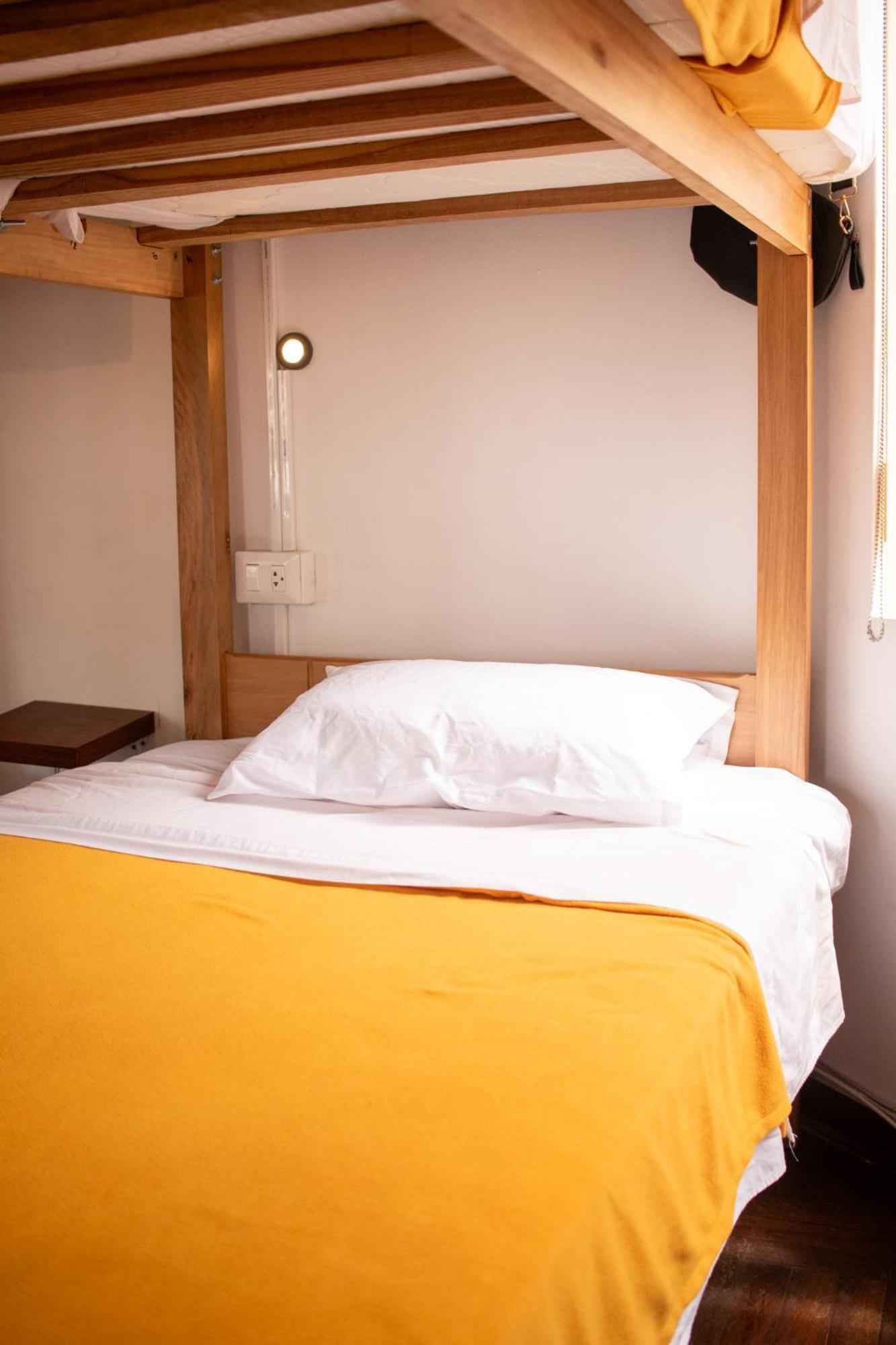 Temazcal Hostel Lima Buitenkant foto